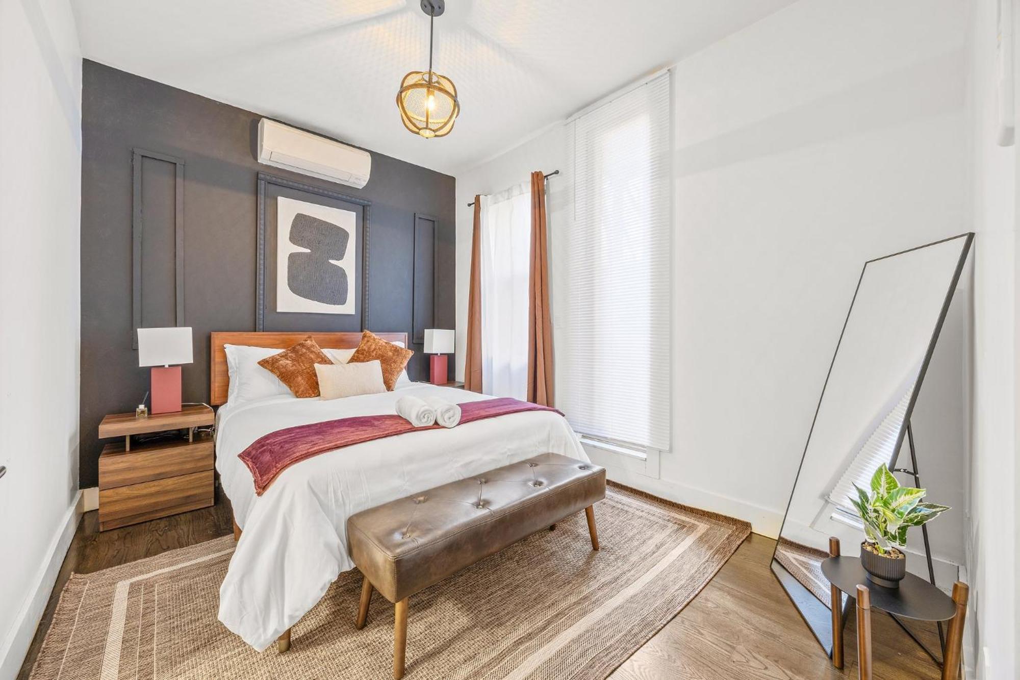 Mid-century 5br And 5 Baths W Ps5 & Laundry Pangsapuri New York