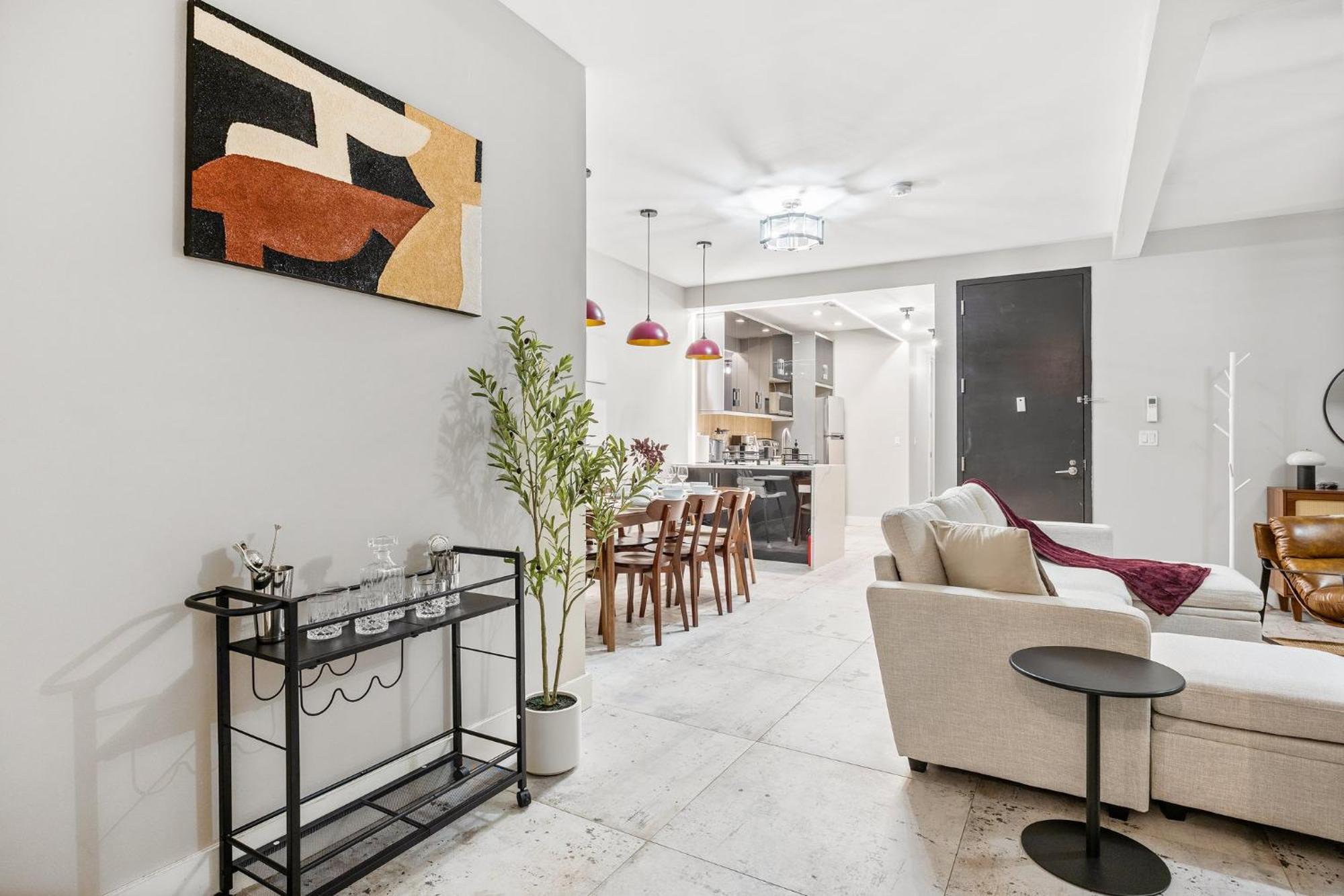 Mid-century 5br And 5 Baths W Ps5 & Laundry Pangsapuri New York